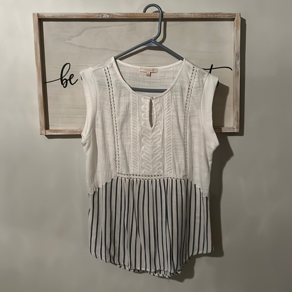 Skies are blue summer top
